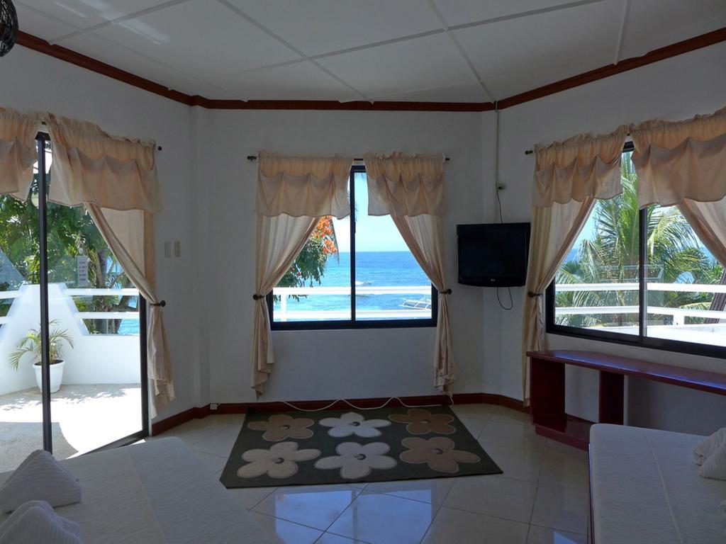 Isis Bungalows Hotel Panglao Room photo