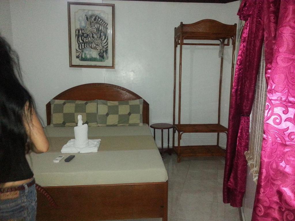 Isis Bungalows Hotel Panglao Room photo